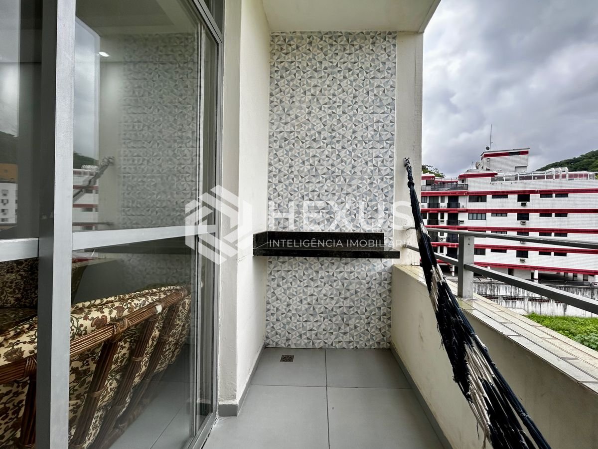 Foto 4 de Apartamento com varanda e lazer na Praia da Enseada, Guaruja