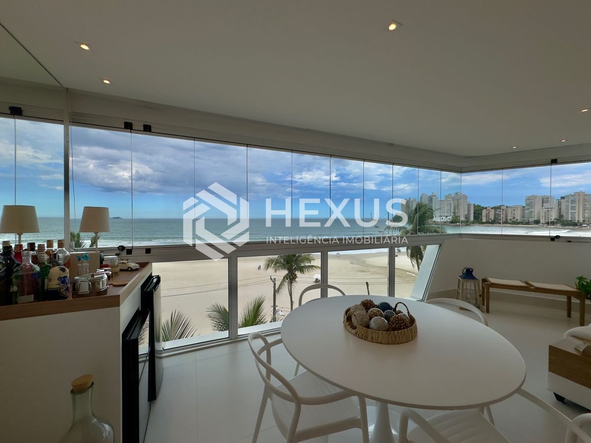 Foto 3 de Apartamento reformado frente mar com varanda e lazer na Praia das Asturias, Guaruja