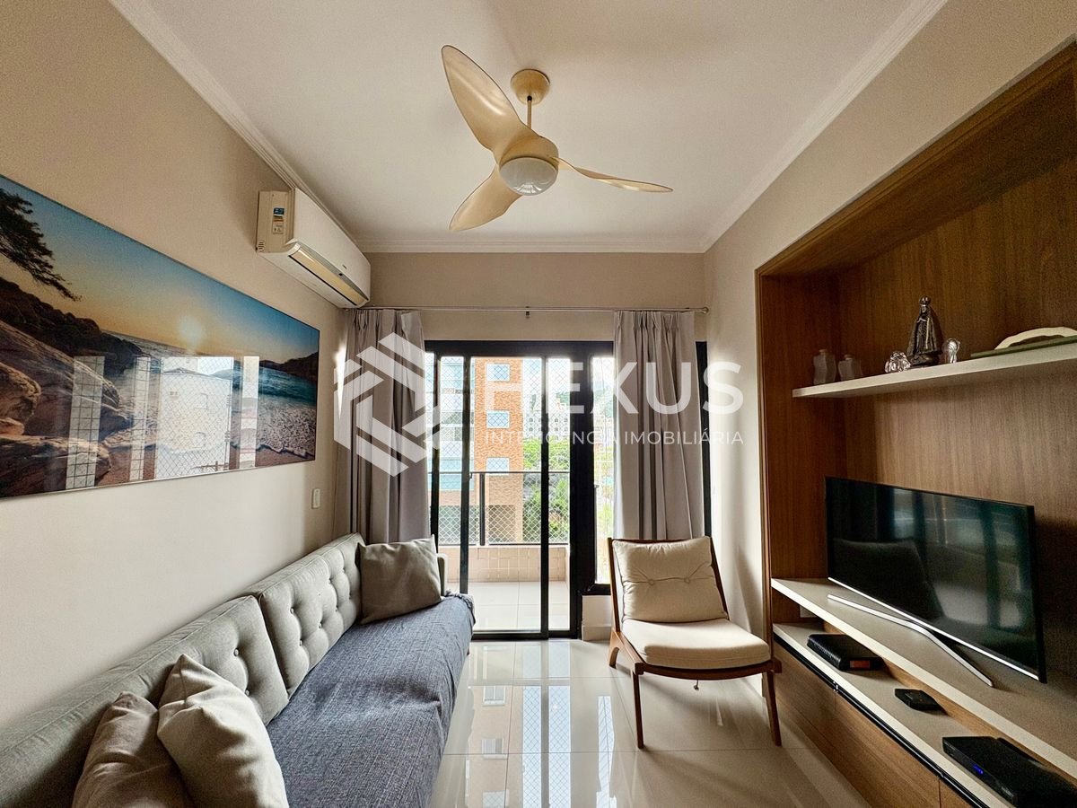 Foto 3 de Apartamento com varanda vista mar e lazer na Praia da Enseada, Guaruja