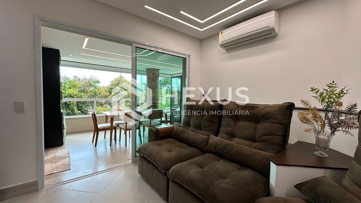 Foto 5 de Apartamento com varanda gourmet reformado na Praia da Enseada, Guaruja