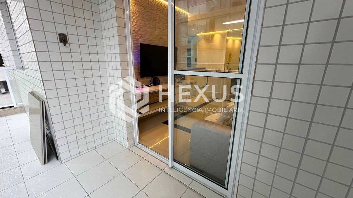 Foto 5 de Apartamento frente mar com varanda gourmet e lazer na Praia das Asturias, Guaruja