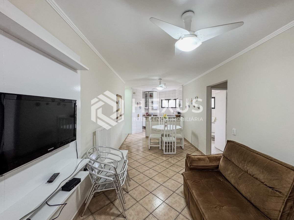 Foto 2 de Apartamento com varanda e lazer na Praia das Astúrias, Guaruja