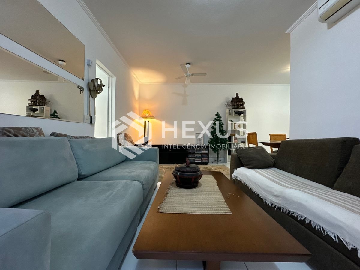 Foto 4 de Apartamento com varanda na Praia da Enseada, Guaruja