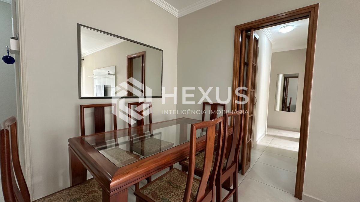 Foto 5 de Apartamento com varanda e lazer na Praia da Enseada, Guaruja