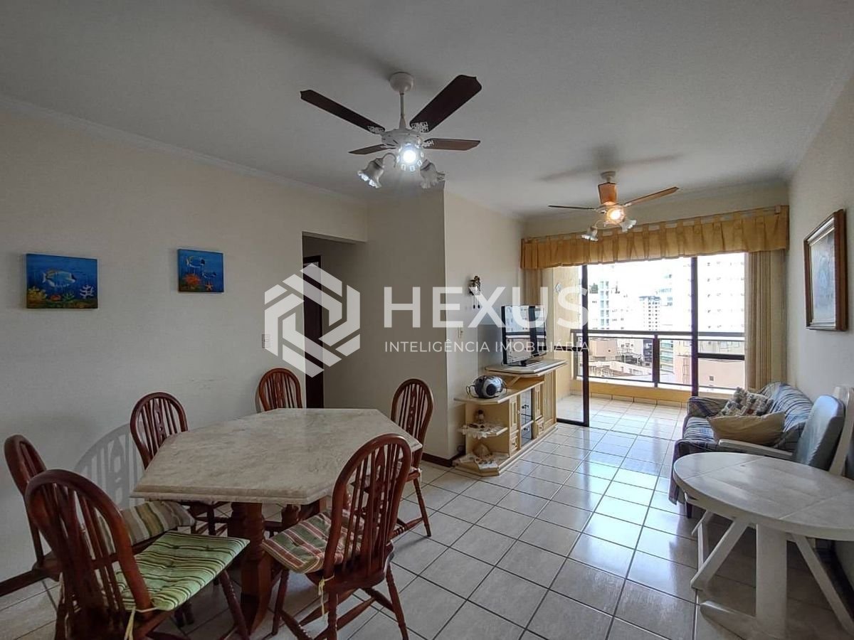 Foto 2 de Apartamento com varanda vista mar e lazer na Praia da Enseada, Guaruja