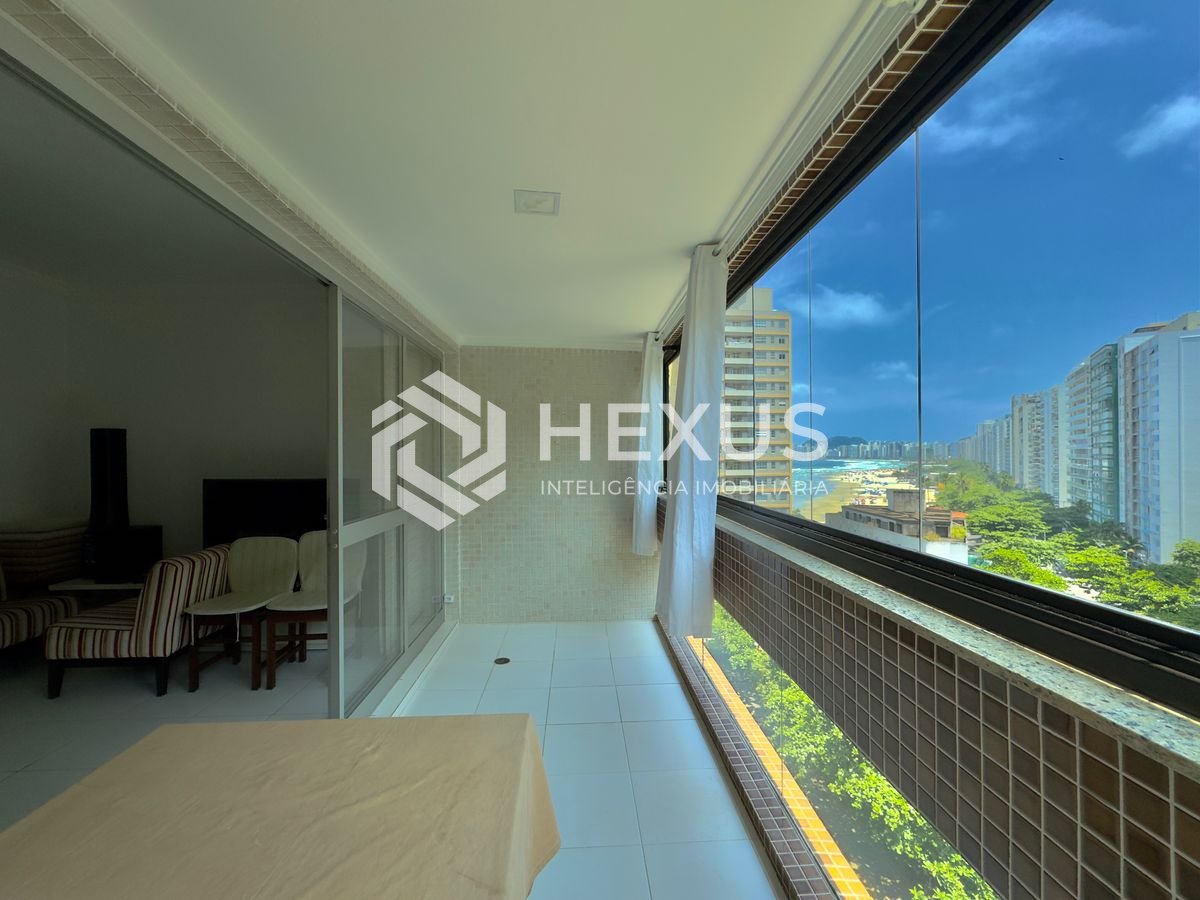 Apartamento em Pitangueiras — foto 1