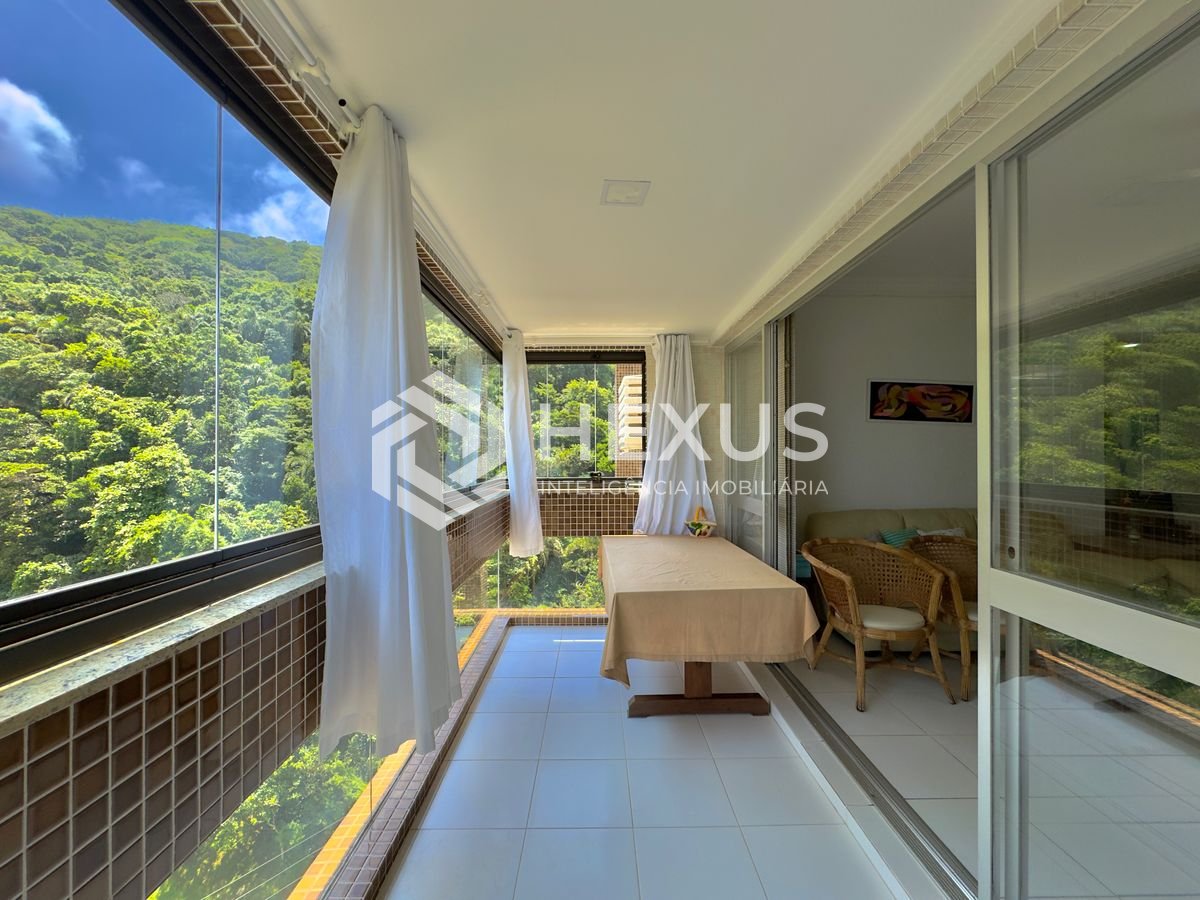 Foto 2 de Apartamento com varanda vista mar e lazer na beira mar Praia das Pitangueiras, Guaruja