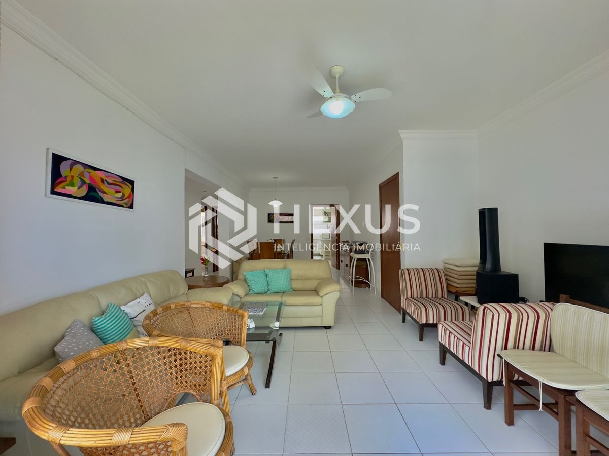 Foto 3 de Apartamento com varanda vista mar e lazer na beira mar Praia das Pitangueiras, Guaruja