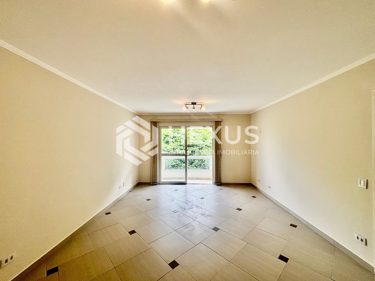 Foto 4 de Apartamento com varanda vista mar e lazer na beira mar da Praia das Pitangueiras, Guarujá
