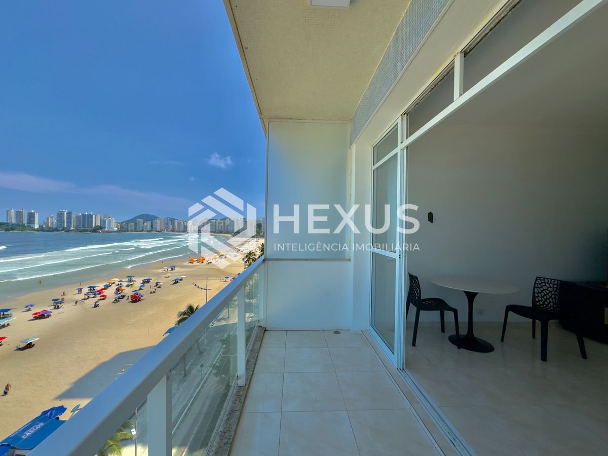 Foto 2 de Apartamento frente mar com varanda vista mar nas Pitangueiras, Guarujá