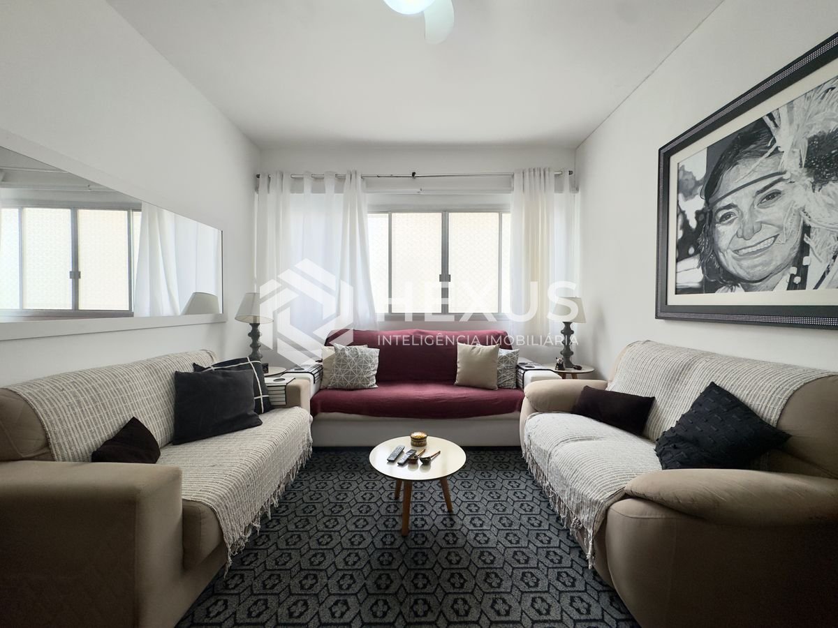 Foto 3 de Apartamento a 50m da Praia das Pitangueiras, Guaruja