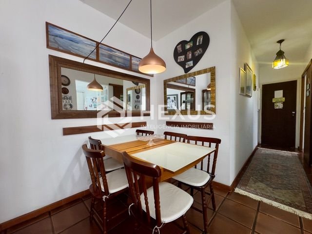 Foto 5 de Apartamento a 50m da Praia das Pitangueiras, Guaruja