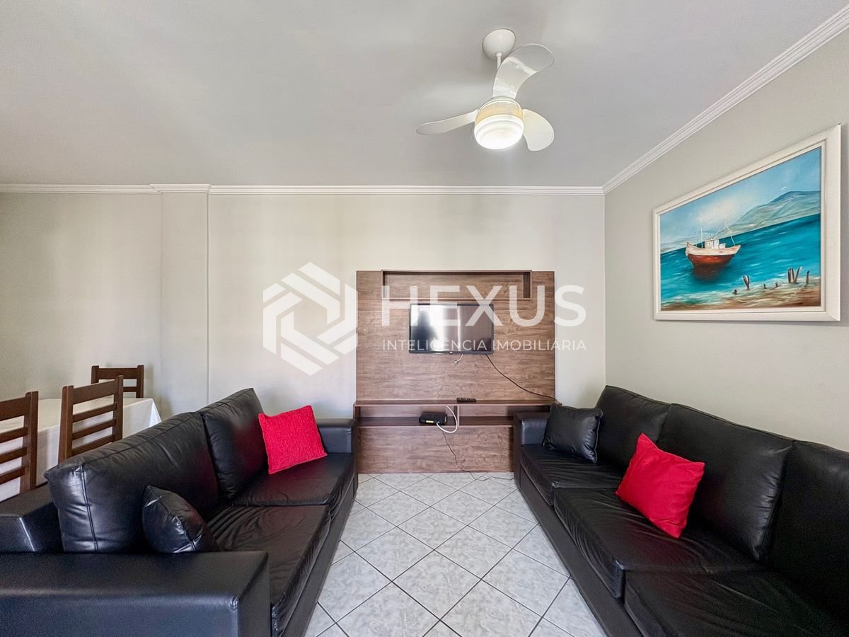 Foto 3 de Apartamento com varanda na Praia da Enseada, Guarujá