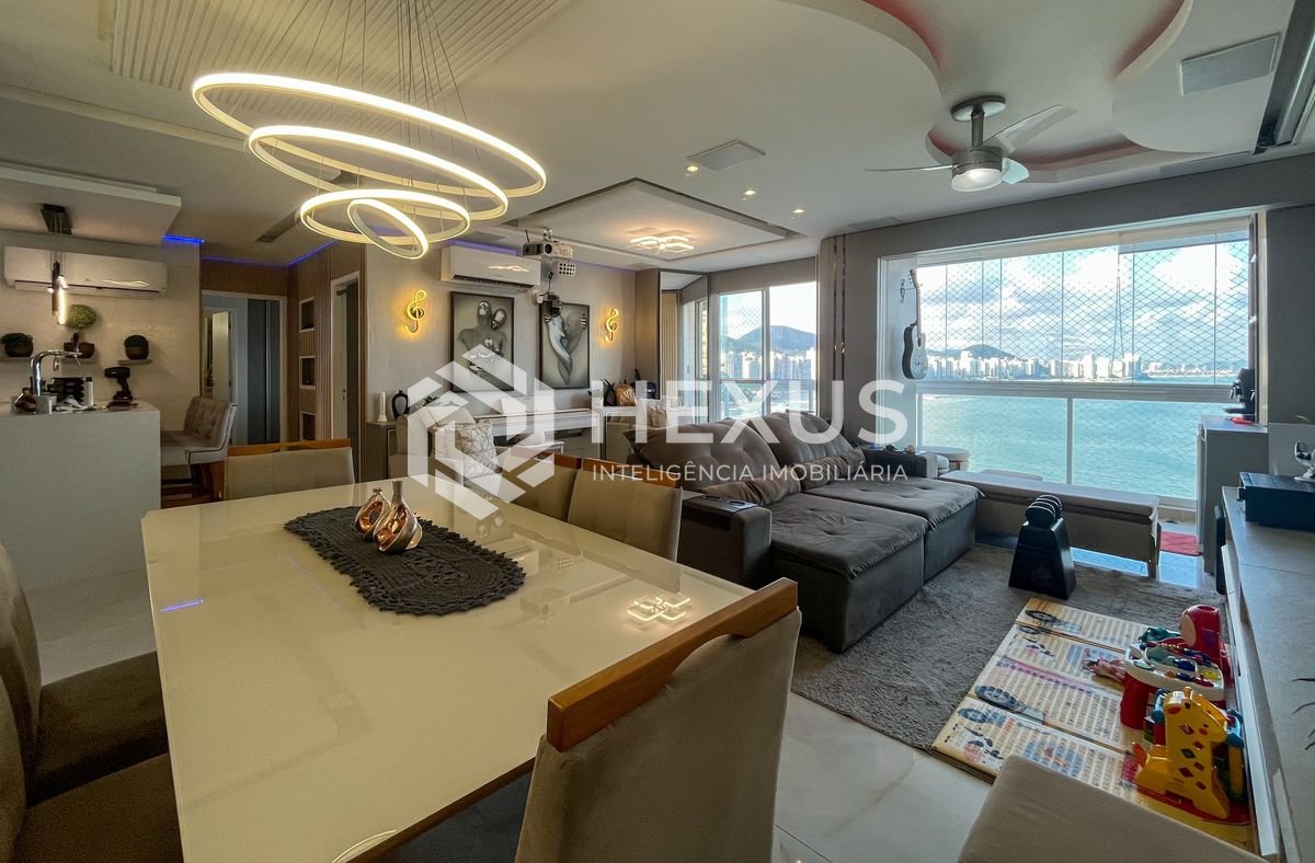 Foto 4 de Apartamento frente mar com varanda gourmet vista mar e lazer na Praia das Astúrias, Guarujá