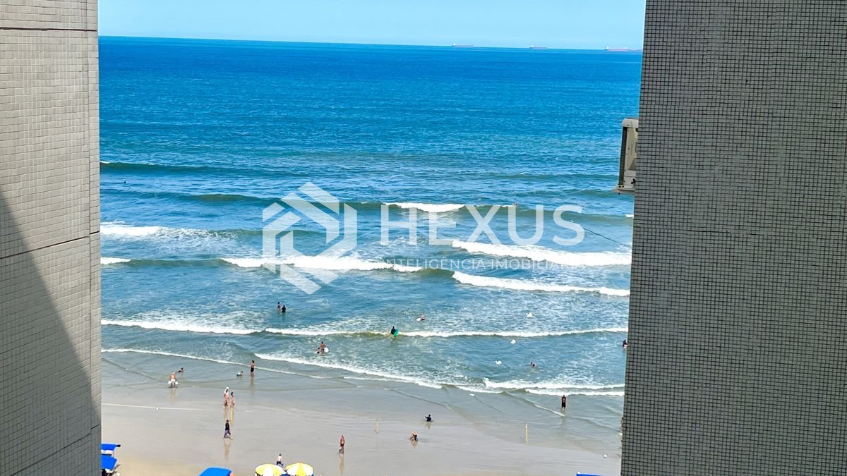Foto 2 de Apartamento reformado frente mar com vista mar na Praia das Pitangueiras, Guarujá