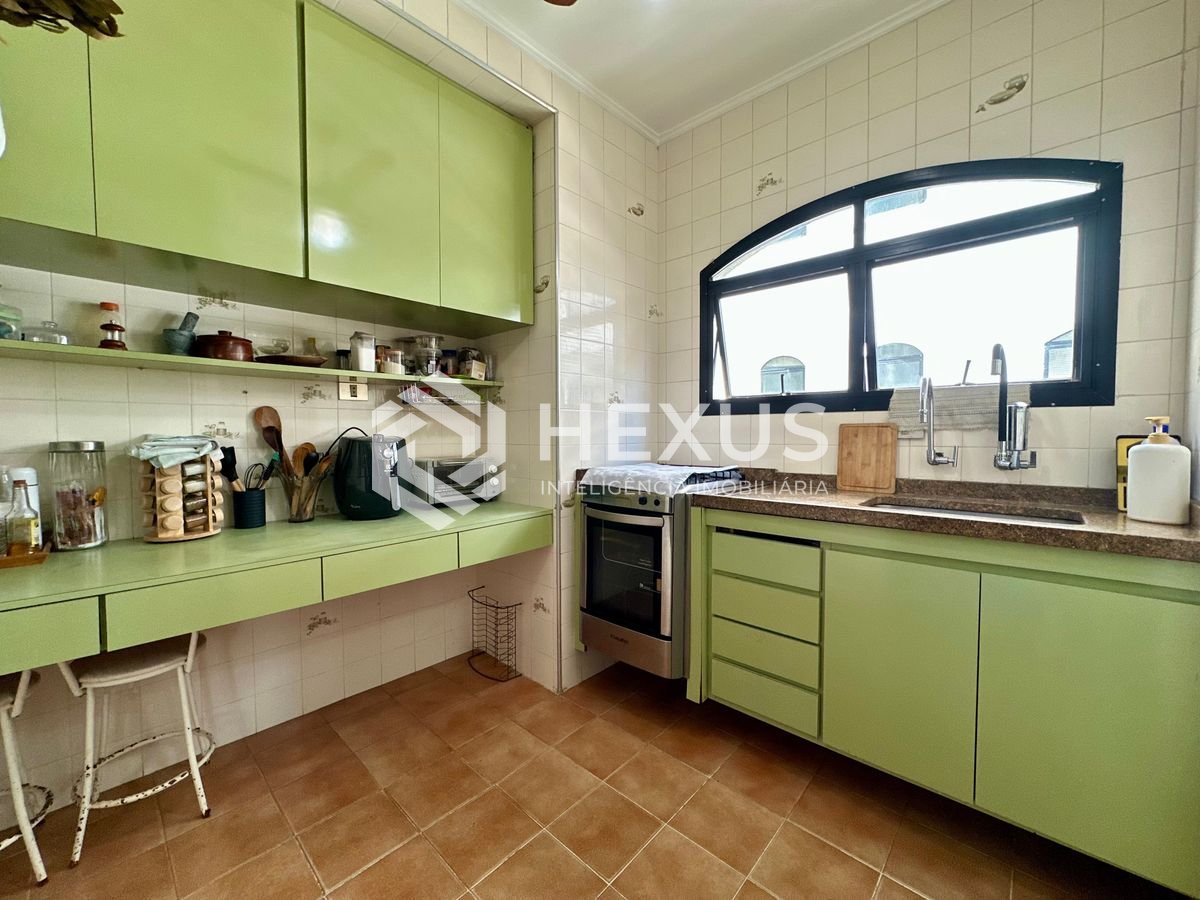 Foto 5 de Apartamento na região da Brunella na Praia da Enseada, Guaruja