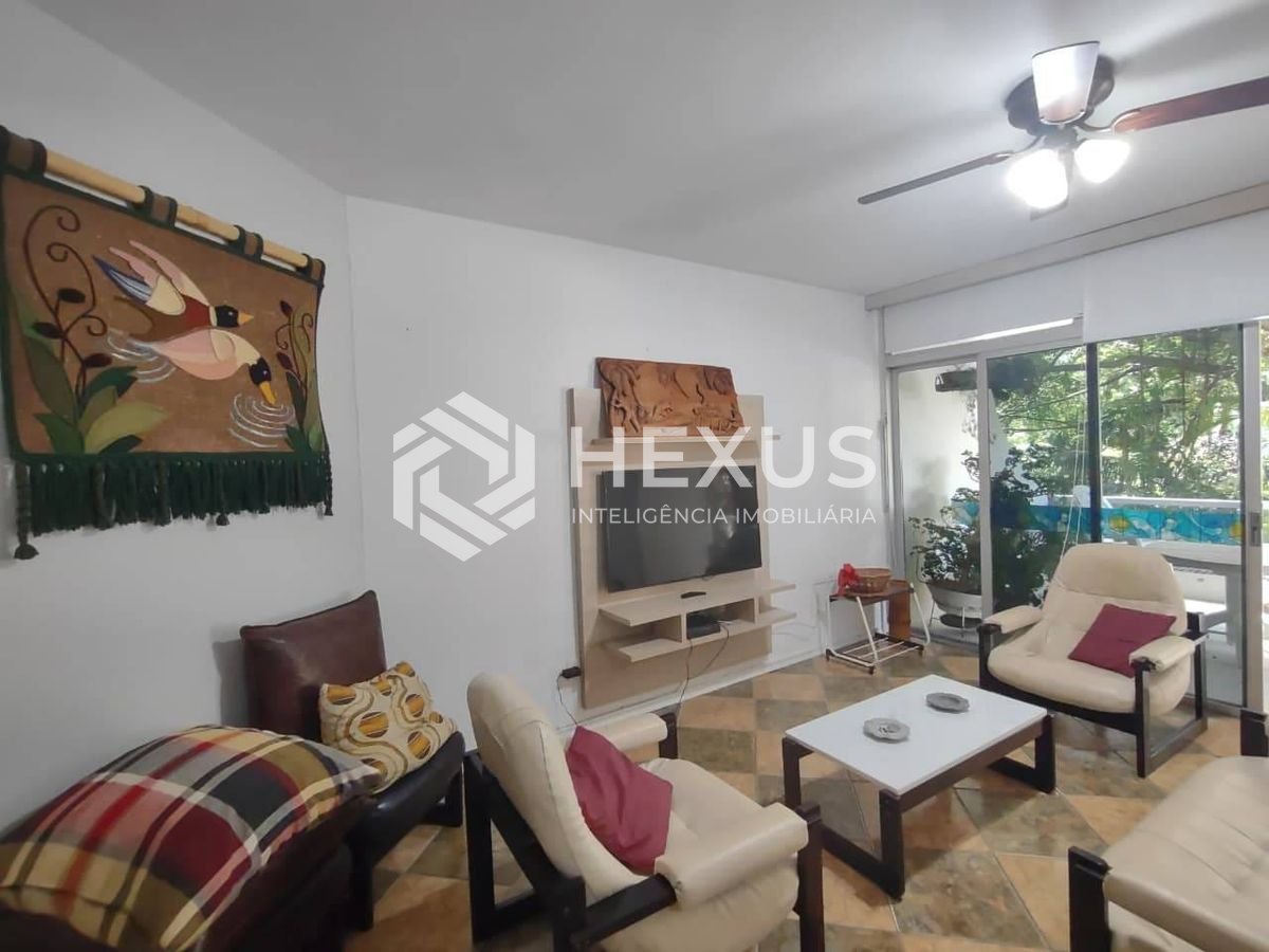 Foto 5 de Apartamento com varanda e lazer na Praia da Enseada, Guarujá