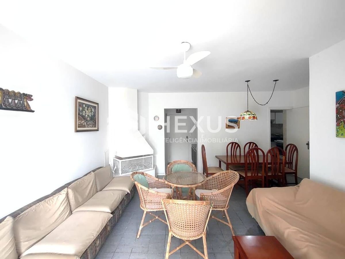Foto 4 de Apartamento com varanda e lazer na Praia da Enseada, Guarujá