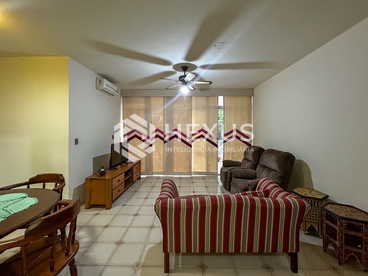 Foto 3 de Apartamento com varanda e lazer a 300m da praia na Brunella na Enseada, Guarujá