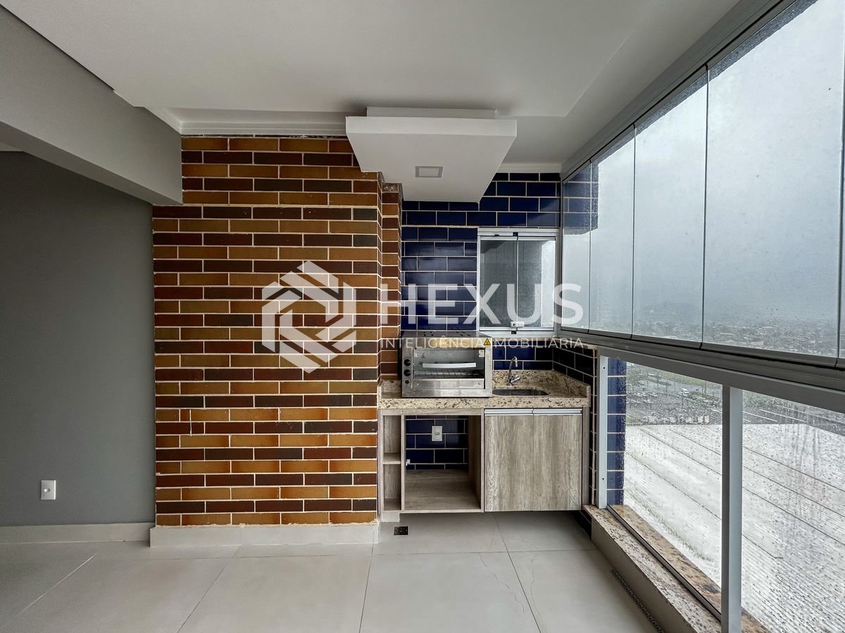 Apartamento na Enseada — foto 1