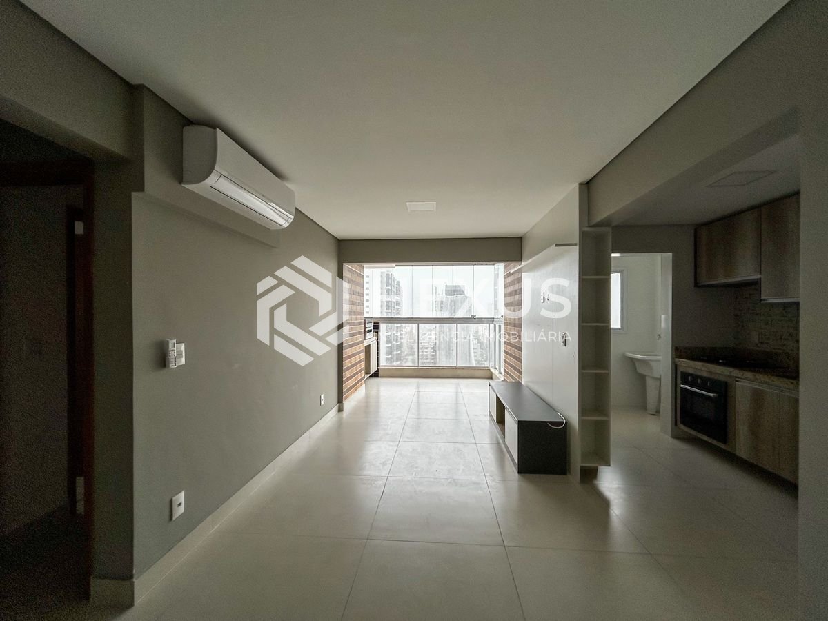 Foto 2 de Apartamento com varanda gourmet e lazer na Enseada, Guarujá