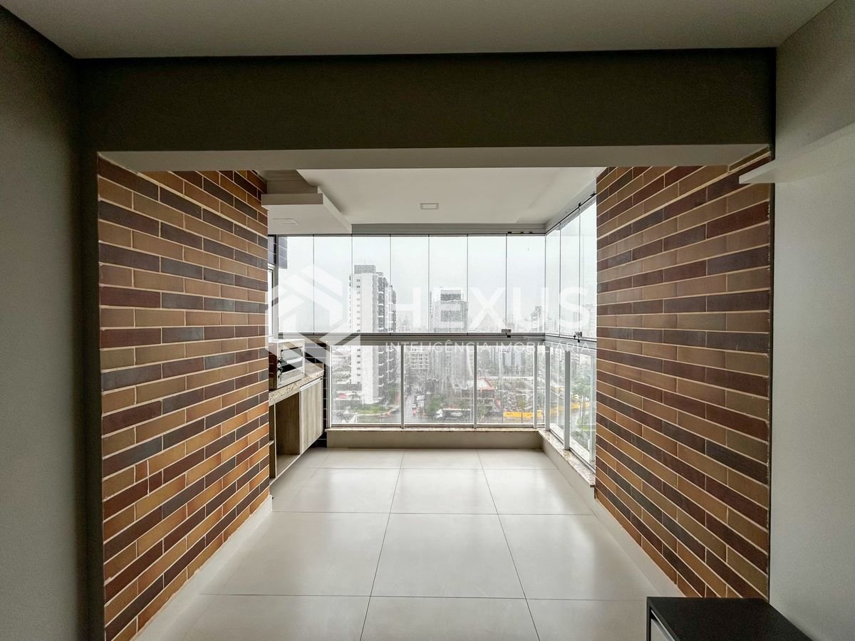 Foto 4 de Apartamento com varanda gourmet e lazer na Enseada, Guarujá