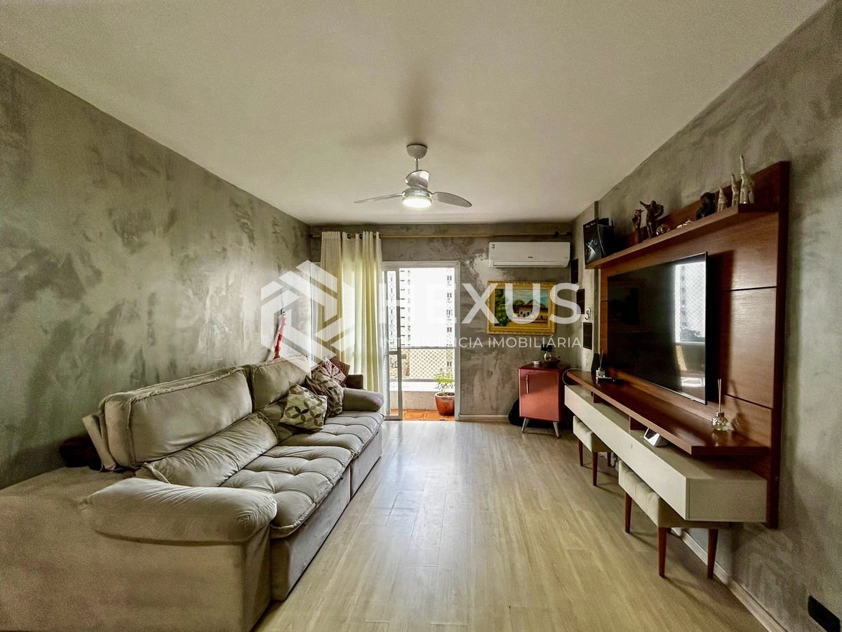 Foto 4 de Apartamento com varanda e lazer nas Pitangueiras, Guarujá