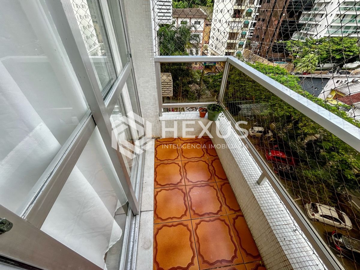 Foto 5 de Apartamento com varanda e lazer nas Pitangueiras, Guarujá