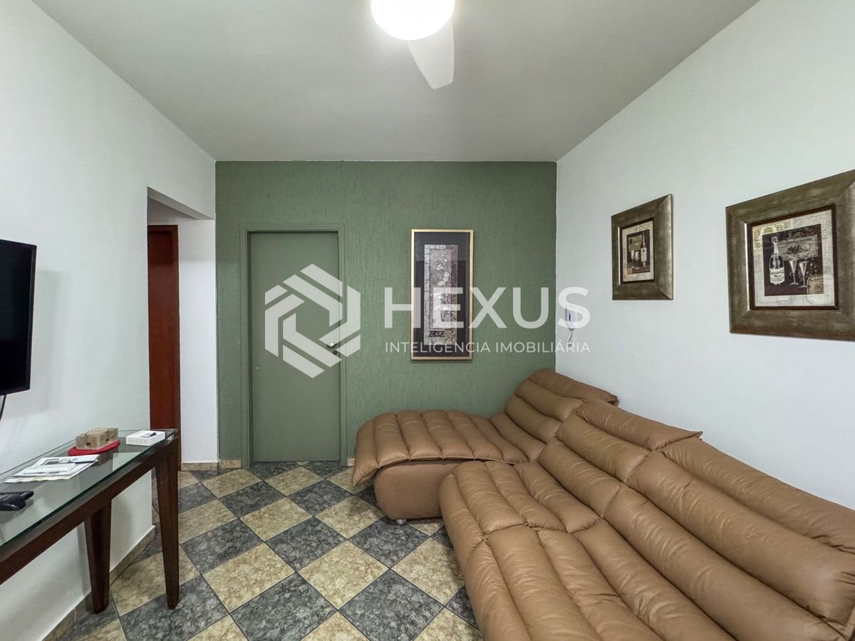 Foto 2 de Apartamento na quadra mar da Praia das Pitangueiras, Guarujá