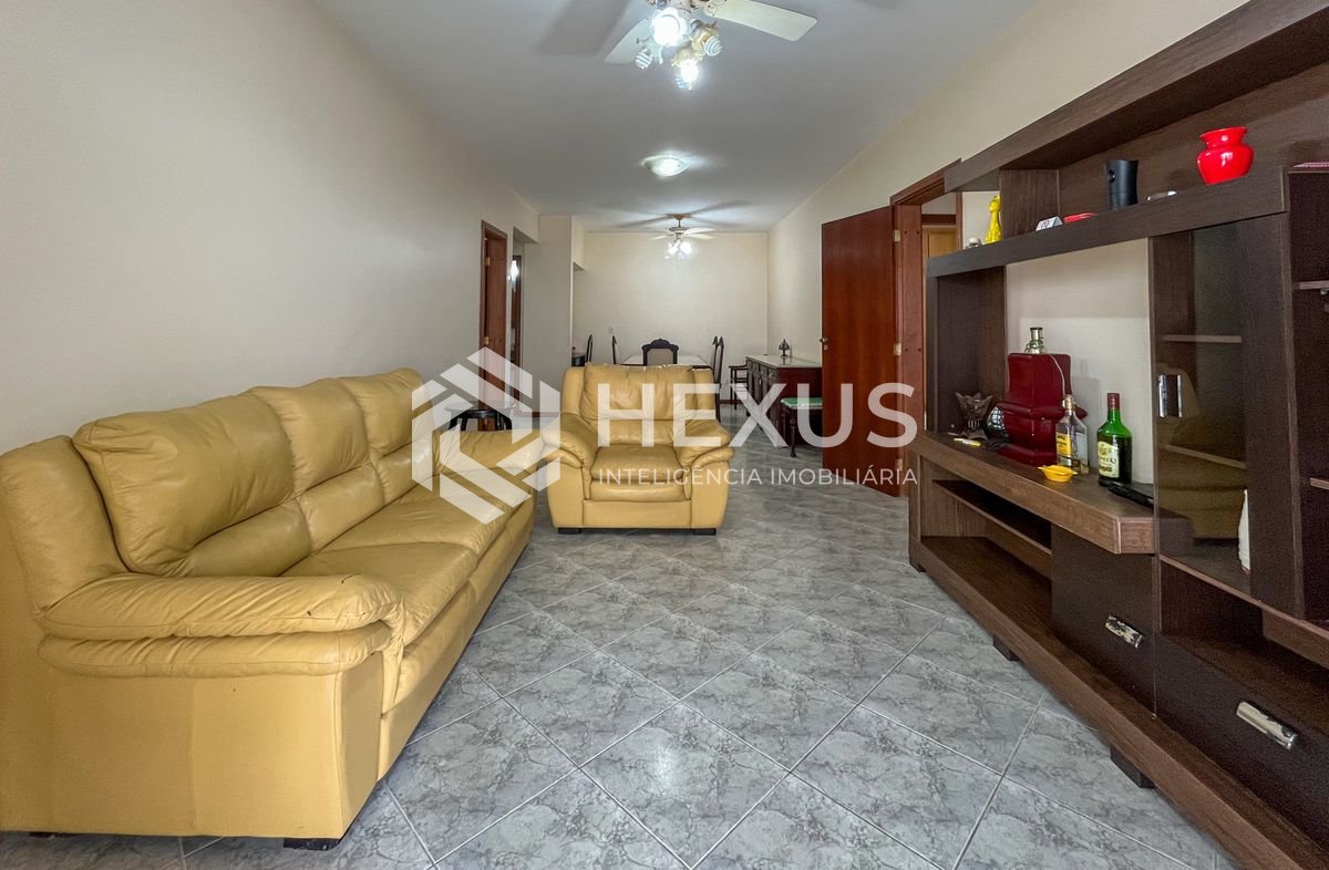 Foto 5 de Apartamento com varanda e lazer na Praia do Tombo, Guarujá