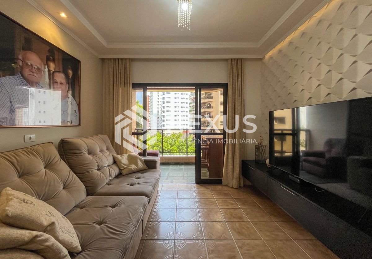 Foto 3 de Apartamento com varanda e lazer na Praia das Pitangueiras, Guaruja