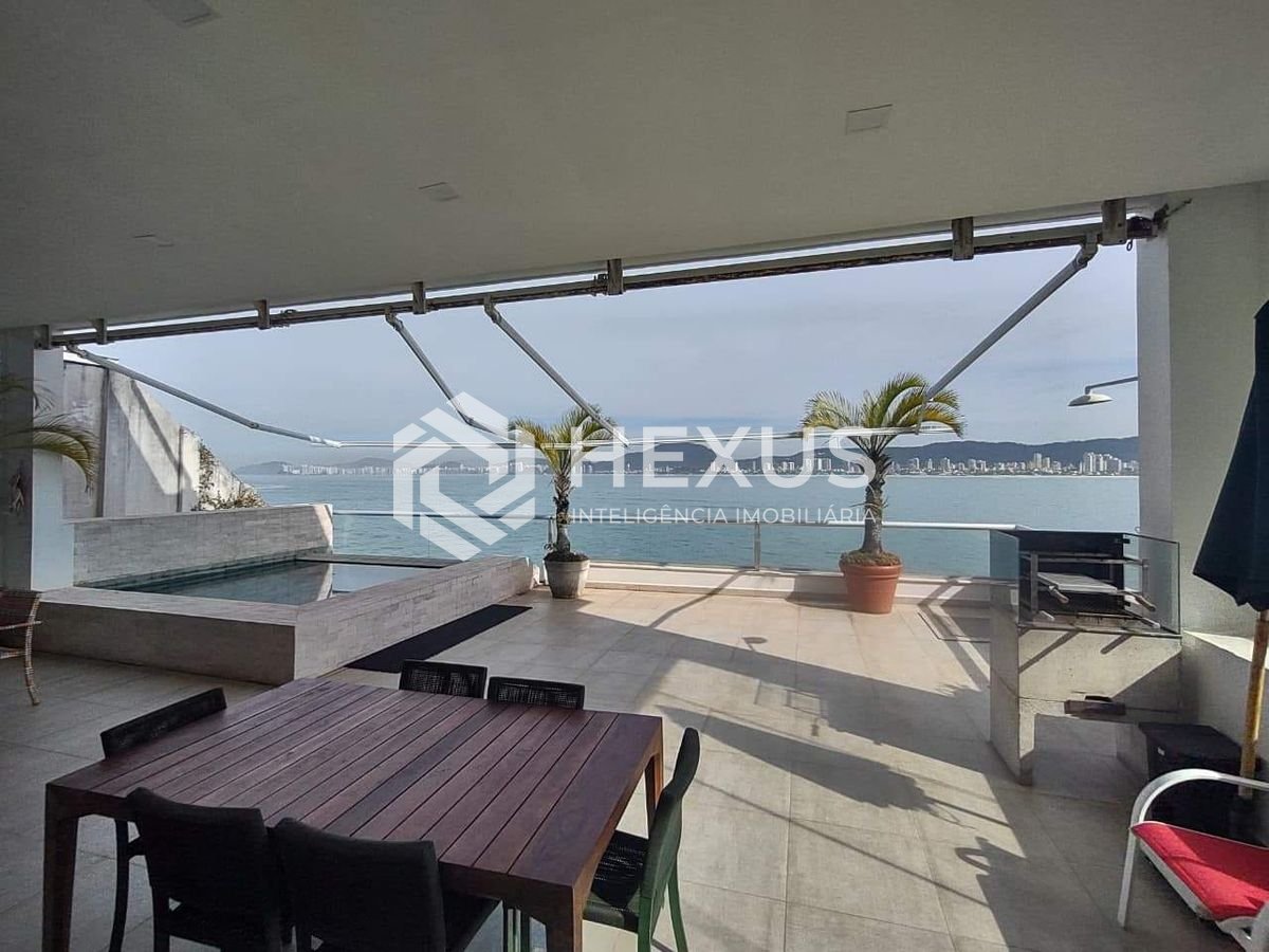 Foto 3 de Apartamento duplex com varanda vista mar e lazer na beira mar na região do Tortugas da Praia da Enseada, Guarujá