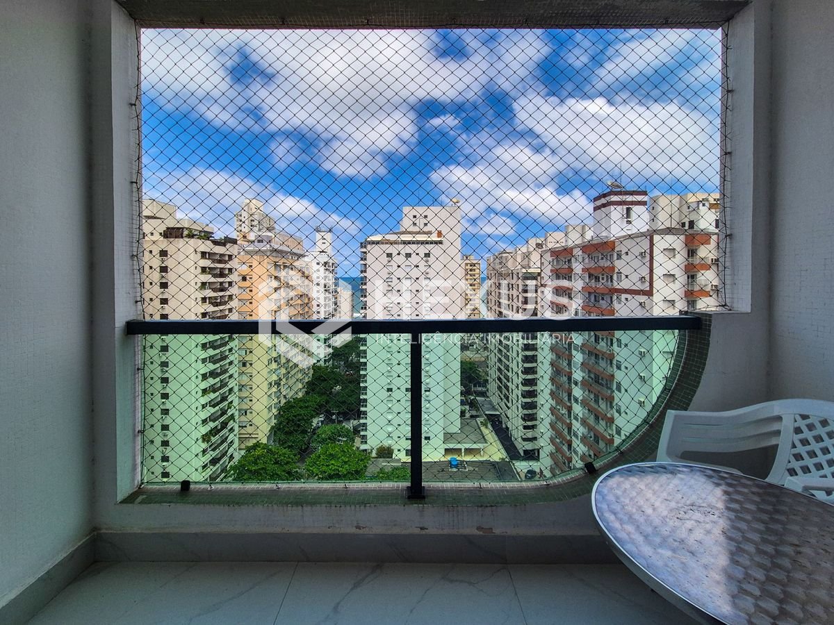 Foto 2 de Apartamento padrão à Venda, Pitangueiras, Guarujá, SP