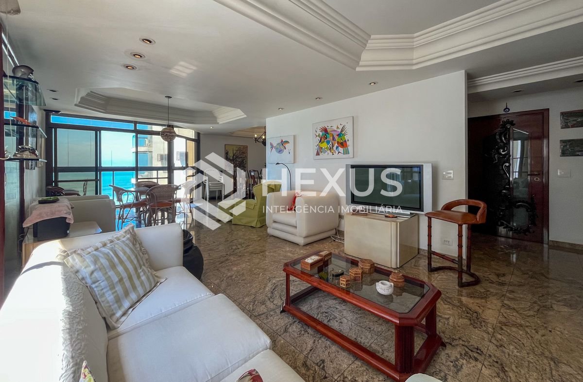 Foto 5 de Apartamento frente mar com varanda vista mar e lazer na Praia das Pitangueiras, Guarujá