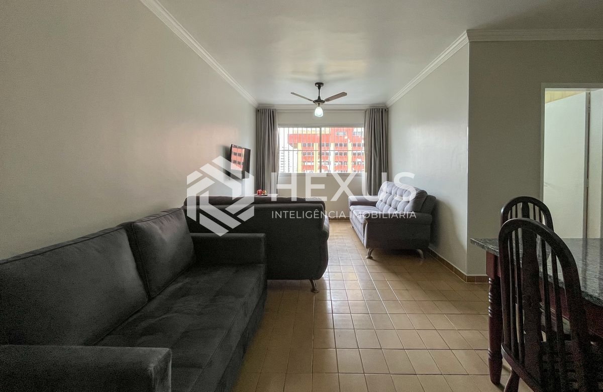 Foto 2 de Apartamento mobiliado com vista livre a uma quadra da Praia das Pitangueiras, Guarujá
