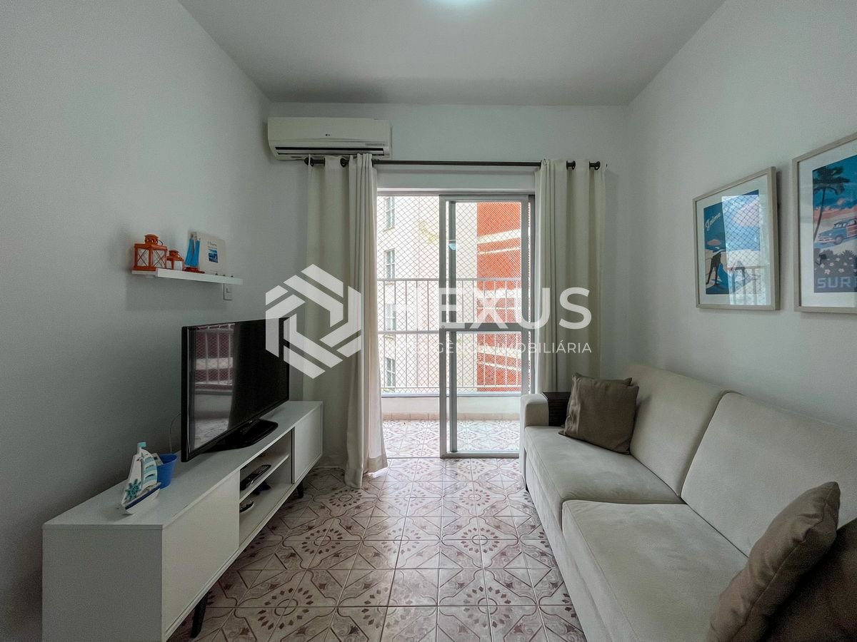 Foto 4 de Apartamento com varanda a uma quadra da Praia das Pitangueiras, Guarujá