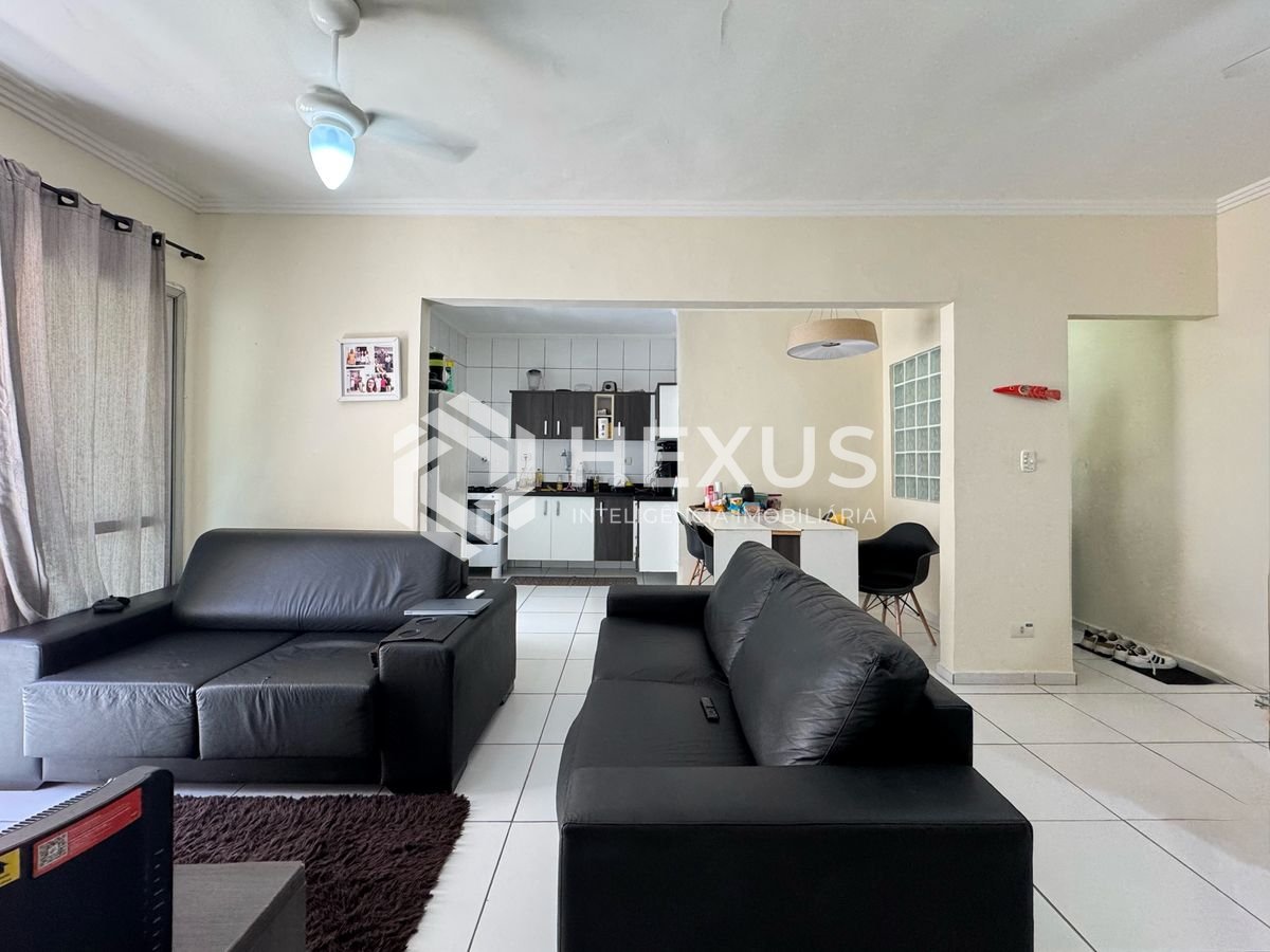 Foto 4 de Apartamento com varanda na Praia das Asturias, Guaruja