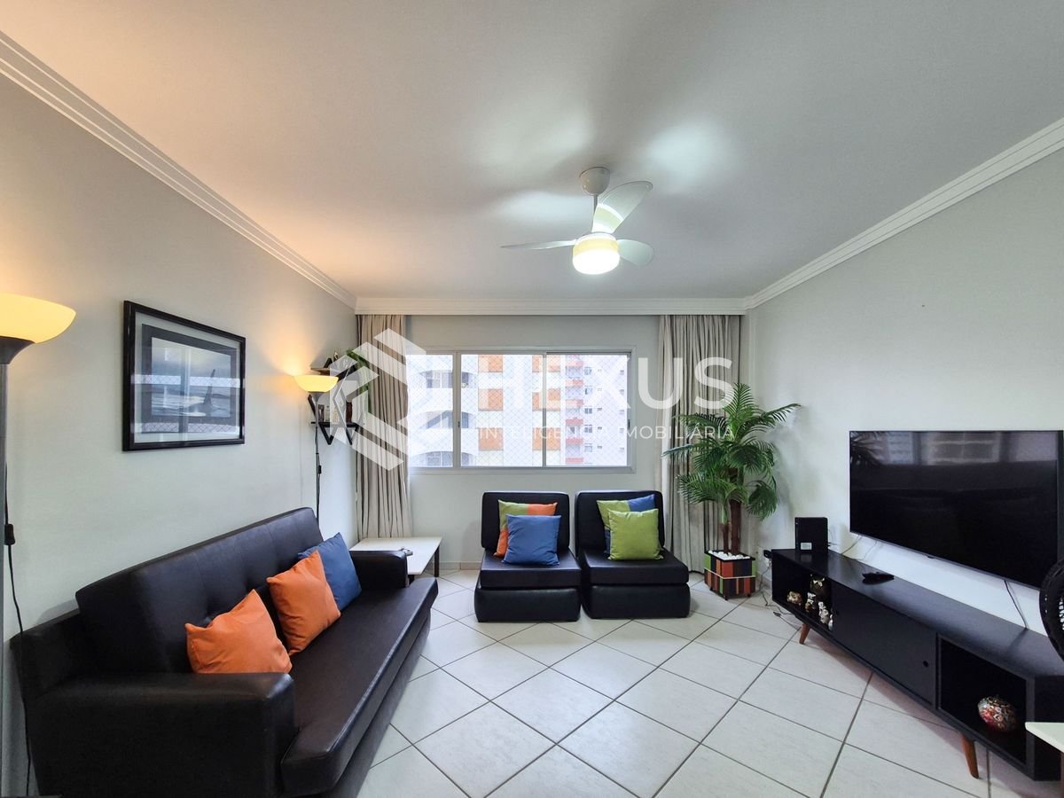 Foto 4 de Apartamento reformado a 2 quadras da praia na região da Barra Funda nas Pitangueiras, Guarujá