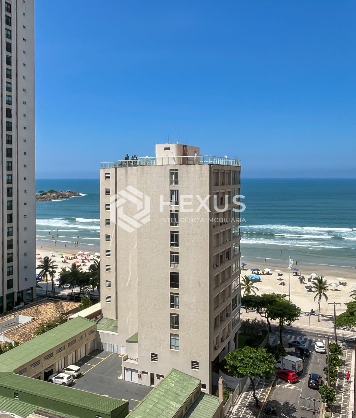 Apartamento em Pitangueiras — foto 1