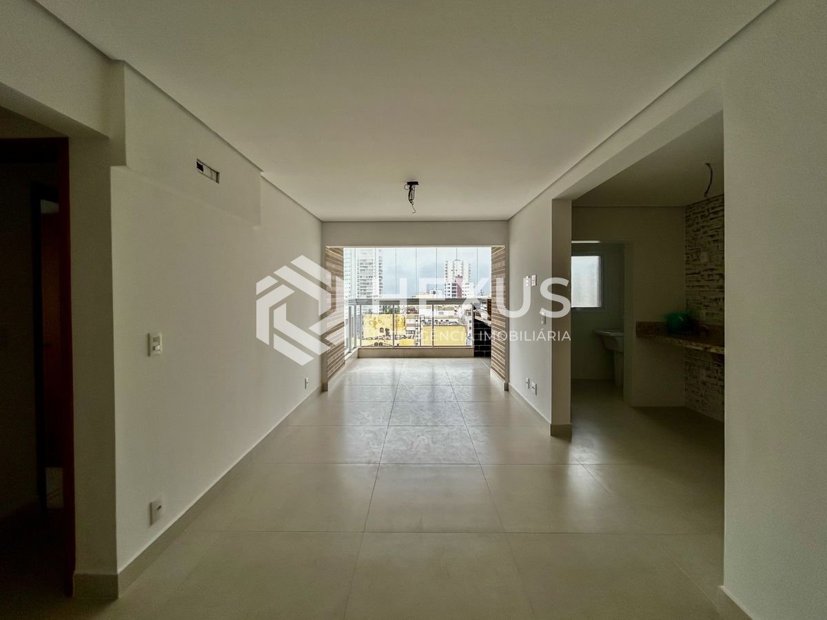 Apartamento na Enseada — foto 1