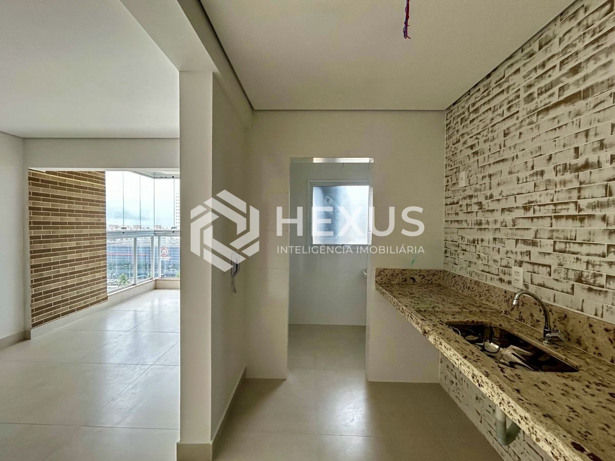 Foto 5 de Apartamento com varanda gourmet e lazer na Praia da Enseada, Guarujá