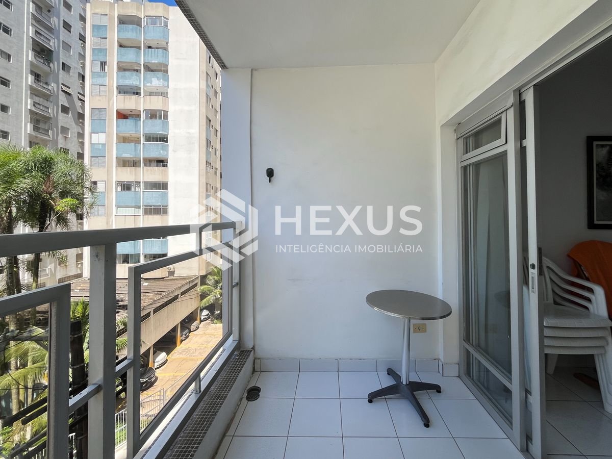 Foto 5 de Apartamento com varanda a 1 quadra da Praia das Pitangueiras e lazer na Praia das Pitangueiras, Guarujá