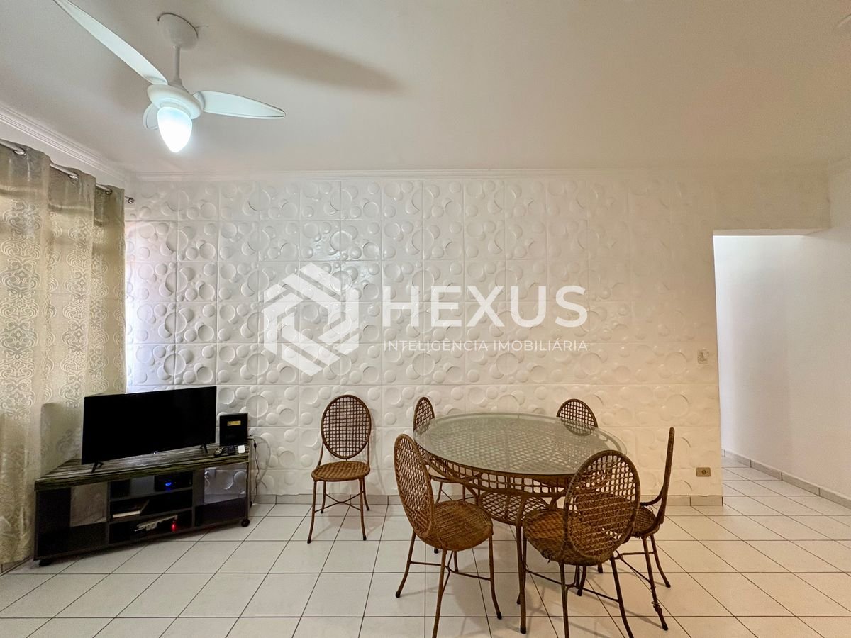 Foto 3 de Apartamento com varanda e lazer na Enseada, Guarujá