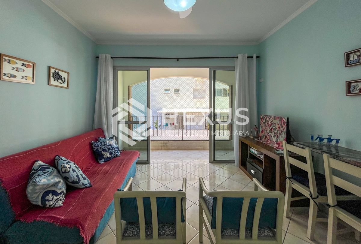 Foto 3 de Apartamento com varanda a 2 quadras da praia na região da Barra Funda da Praia das Pitangueiras, Guarujá