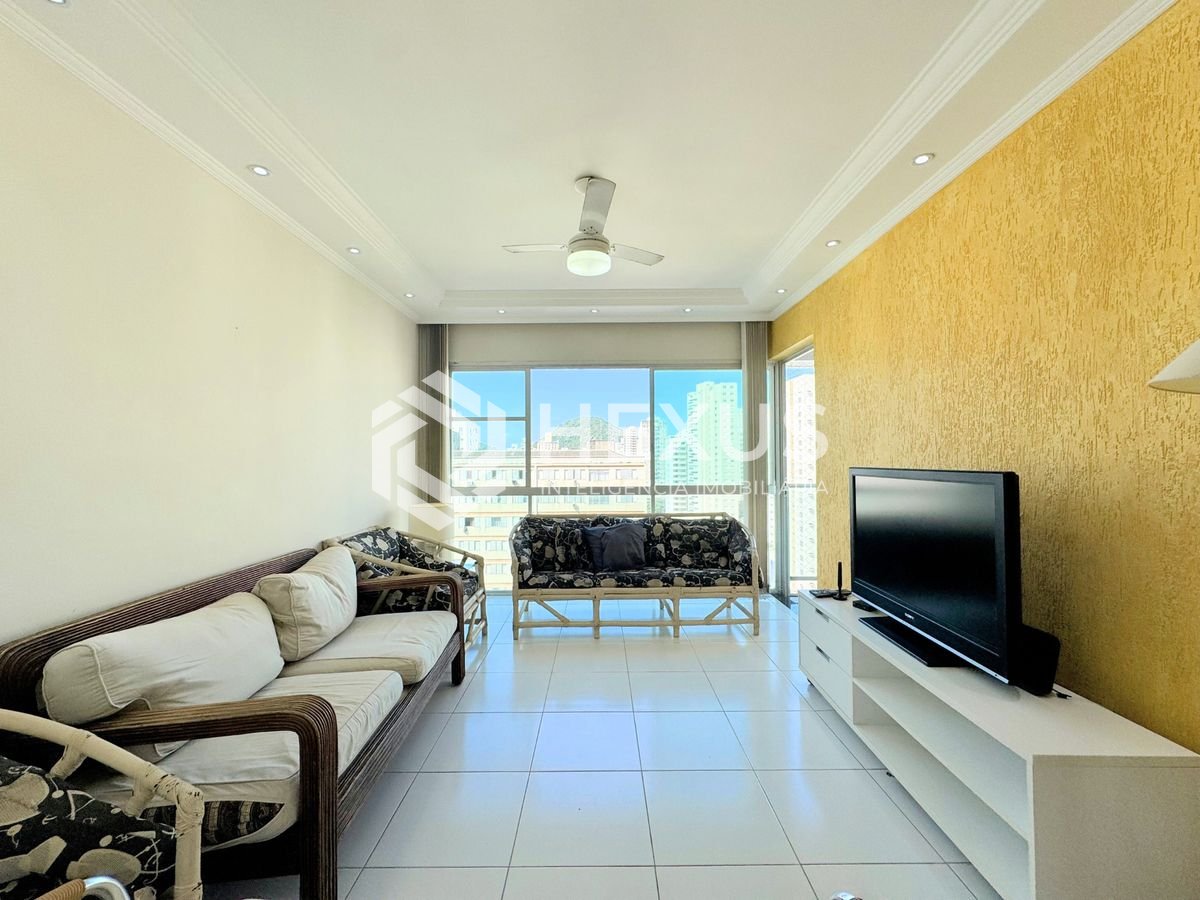 Apartamento em Pitangueiras — foto 1