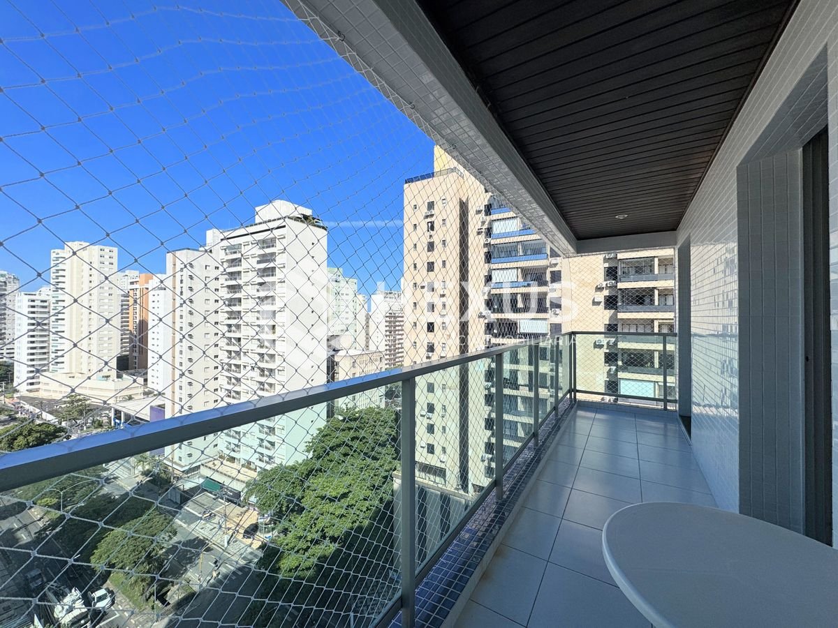 Foto 4 de Apartamento com varanda e lazer na Praia das Pitangueiras, Guarujá