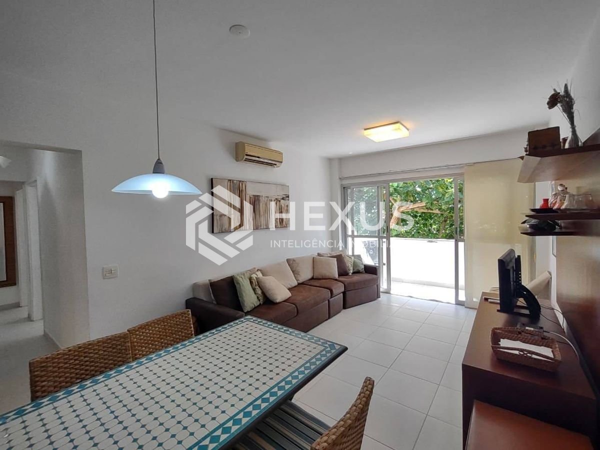 Foto 3 de Apartamento com varanda e lazer na Praia da Enseada, Guarujá