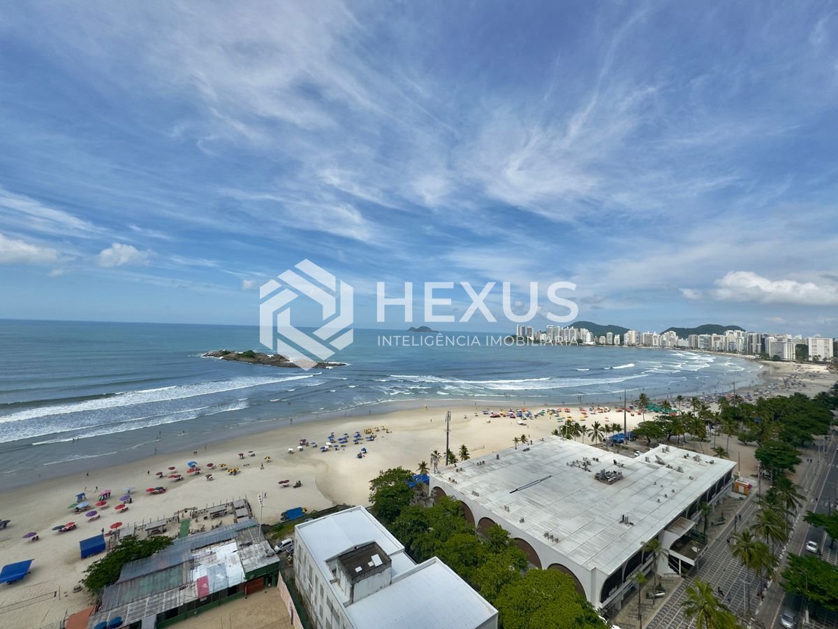 Foto 5 de Apartamento reformado frente mar com varanda vista mar e lazer na Praia das Pitangueiras, Guarujá
