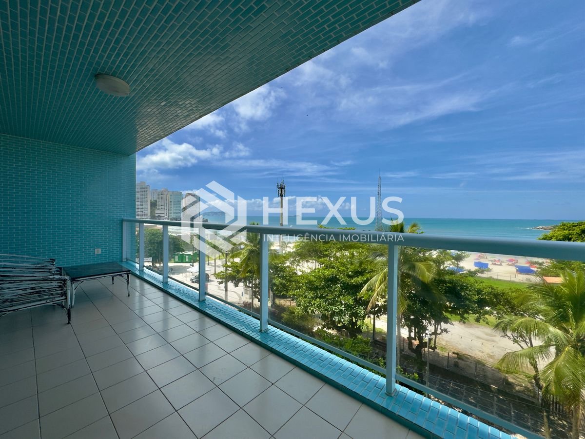 Foto 2 de Apartamento frente mar com varanda na Praia das Pitangueiras, Guarujá