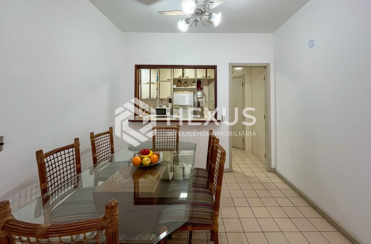 Foto 5 de Apartamento com varanda na região da Barra Funda da Praia das Pitangueiras, Guarujá